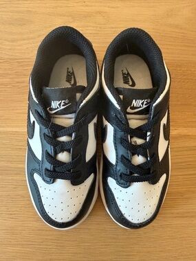 Nike Kids Black and White Low-Top Sneakers